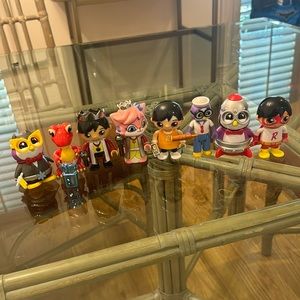 Ryan’s Toys 18 Figures